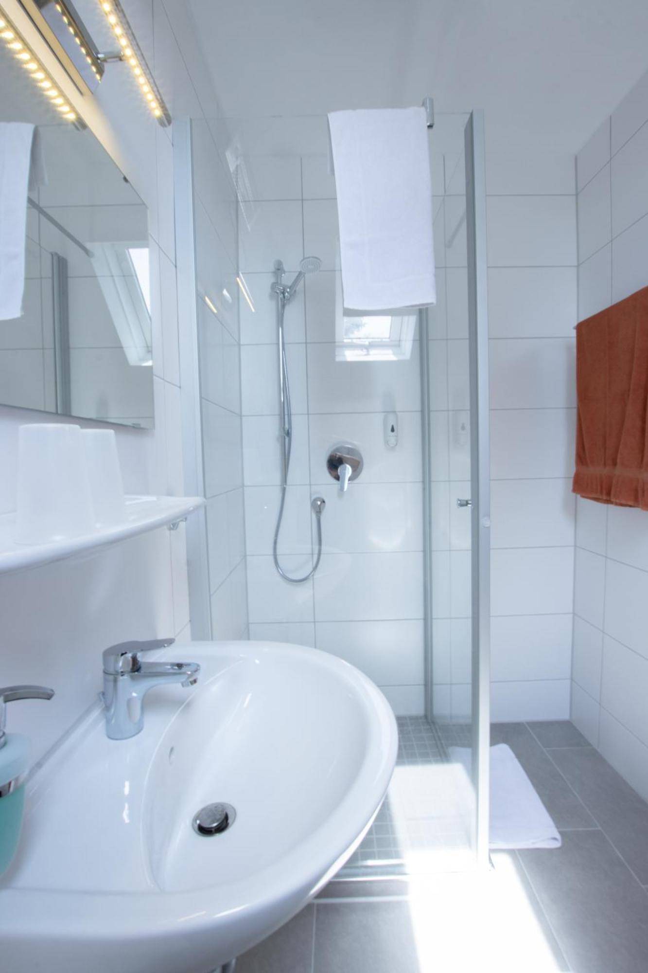 Pension Krone Schwäbisch Gmünd エクステリア 写真