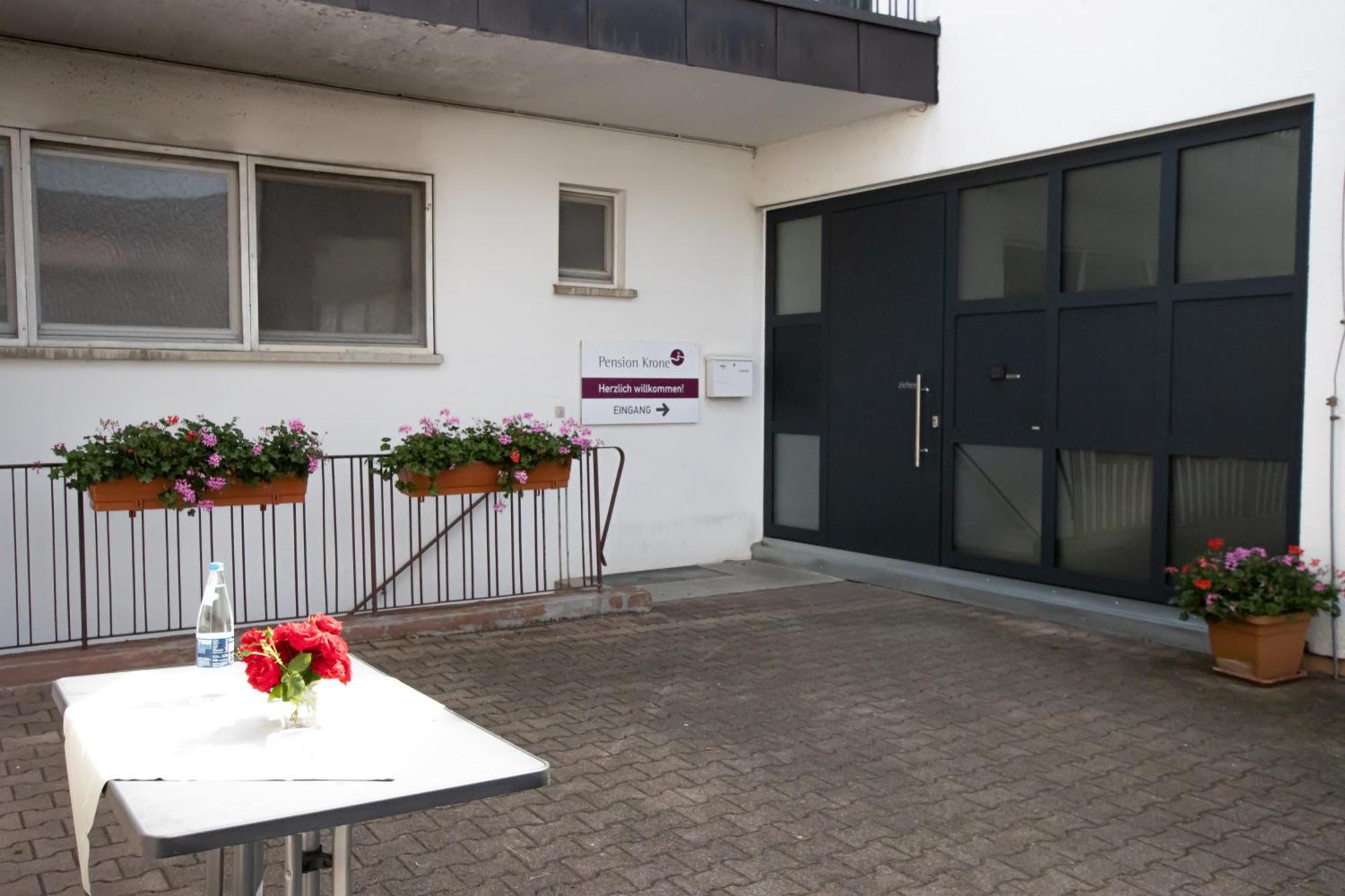 Pension Krone Schwäbisch Gmünd エクステリア 写真